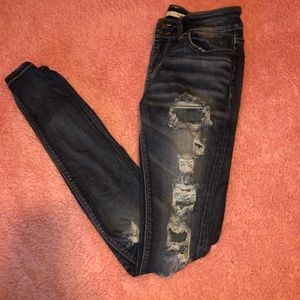 Buckle jeans